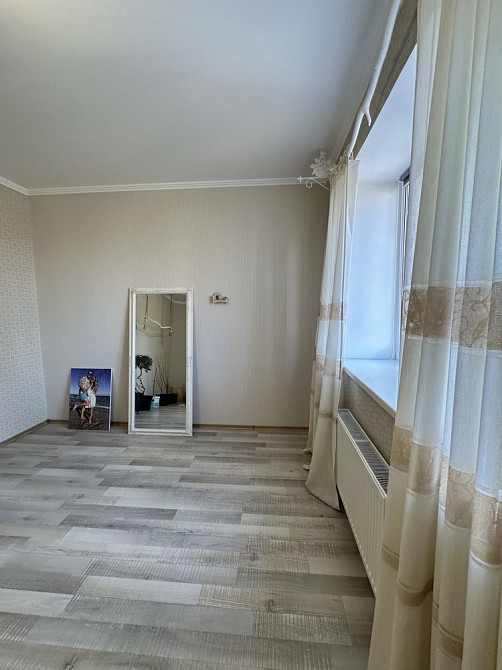 Продам простору квартиру площею 91 м2, з хорошим ремонтом. Центр міста Буча - зображення 2