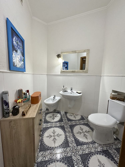 Продам простору квартиру площею 91 м2, з хорошим ремонтом. Центр міста Буча - зображення 8