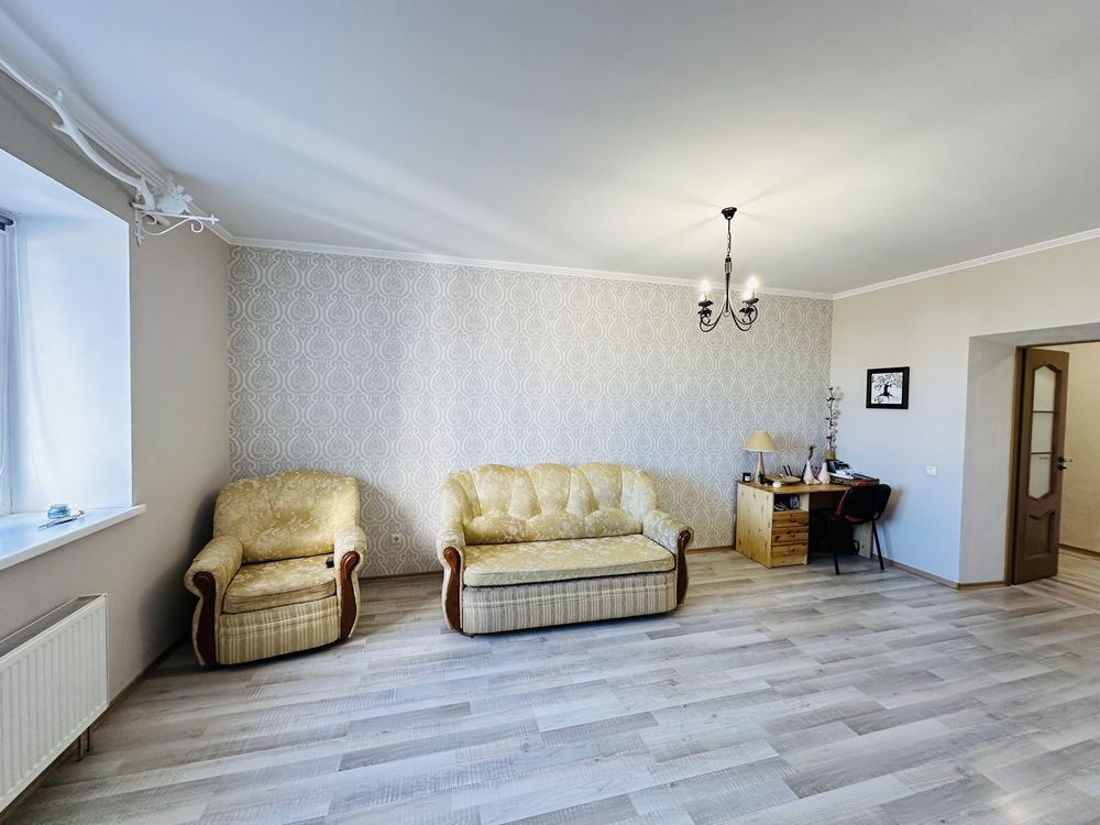 Продам простору квартиру площею 91 м2, з хорошим ремонтом. Центр міста Буча - зображення 6