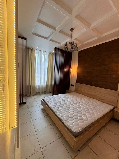 Продам квартиру з хорошим ремонтом в новому житловому комплексі Ирпень - изображение 1