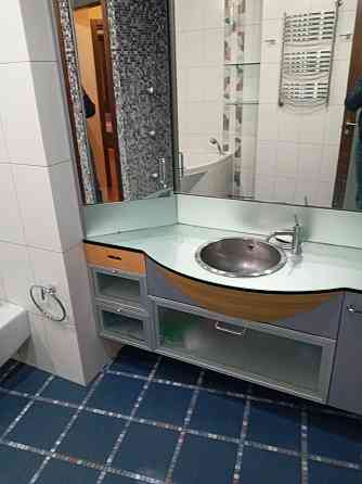 Продается 3-комнатная квартира Калиновая . (Малышева) пр. Слободанский Дніпро