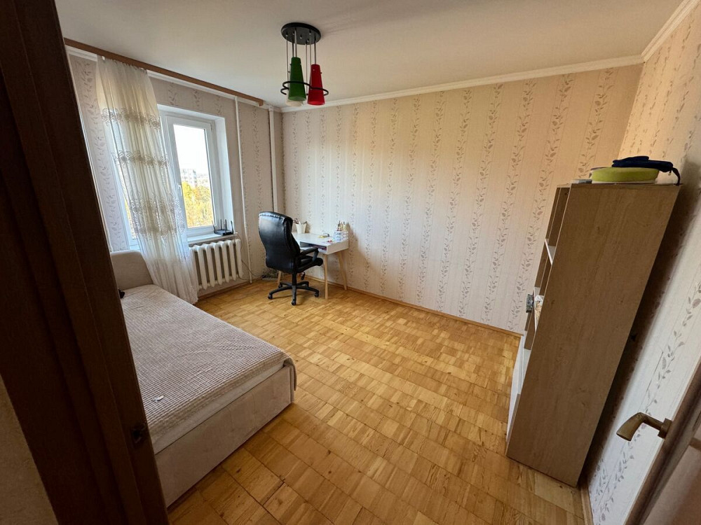 Трехкомнатная квартира на Малікова. Житомир - изображение 1