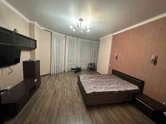 Оренда 1- кім. квартири бул. Миколи Міхновського 14-16(Дружби Народів) Киев