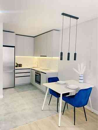 Оренда стильноі двокімнатної квартири Варшавський плюс Генератор є Киев