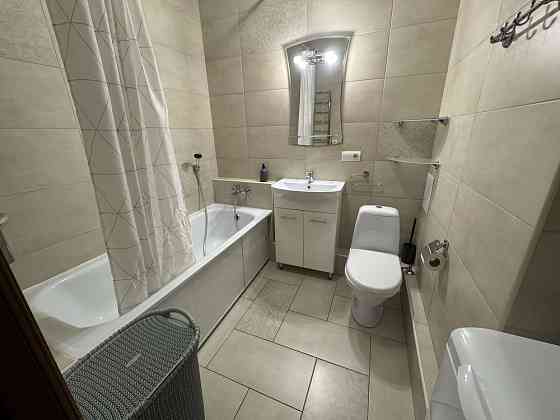 Здам на Бориса Гмирі 12б двокімнатну квартиру без комісії Київ