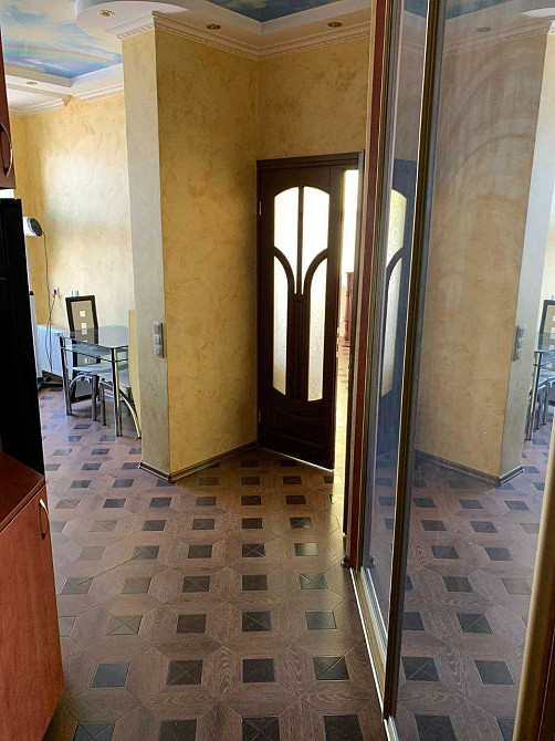 Довгострокова оренда просторої однокімнатної квартири у центрі Вінниці Винница - изображение 4