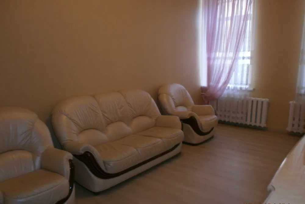 Центр Поділ Ярославська Контрактова площа 2к квартира Київ - зображення 1