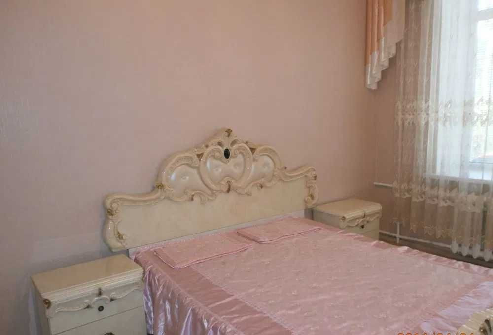 Центр Поділ Ярославська Контрактова площа 2к квартира Київ - зображення 3