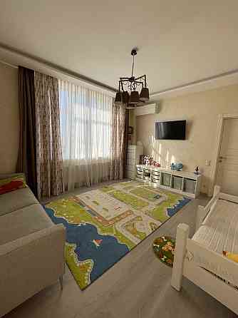 Оренда 3 кімнатної квартири в ЖК Покровський Посад в. Глибочицька 32а Київ