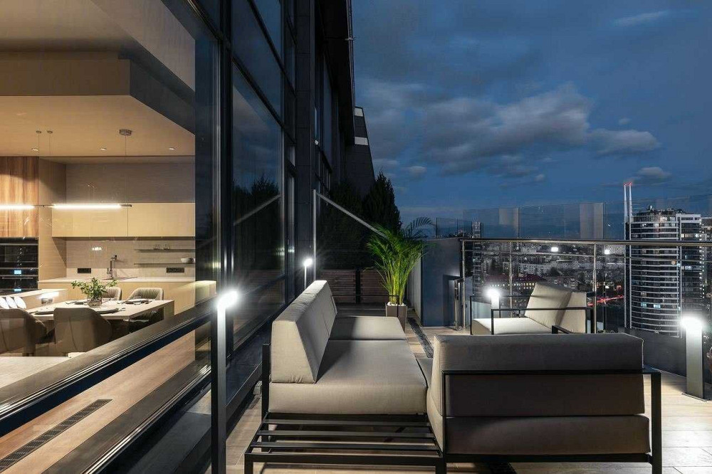 Пентхаус с собственной террасой и джакузи Київ - зображення 3