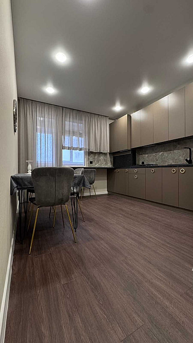 31734 продаж сучасної та ергономічної 1 кімнатної квартири на Озерній Хмельницкий - изображение 1