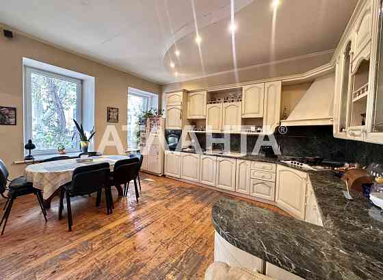 Просторная квартира в сталинке Екатерининская 151 метр! Одесса