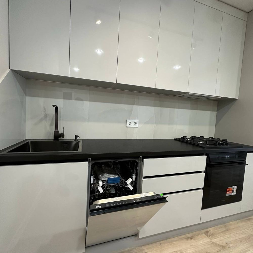 Продам однокімнату укомплектовпну квартиру в новобудові Ровно - изображение 2