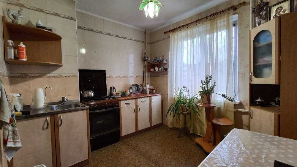 Тёплая 3-к квартира в Борисполе возле Центрального рынка Борисполь - изображение 3