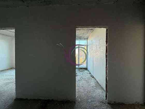 ВИДОВА двокімнатна квартира з ТЕРАСОЮ біля міського озера Ивано-Франковск