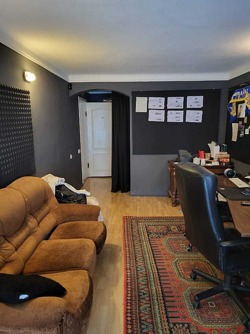 Вулиця Євгена Чикаленка, Шевченковский Центр Метро  двухкомнатная Київ - зображення 3