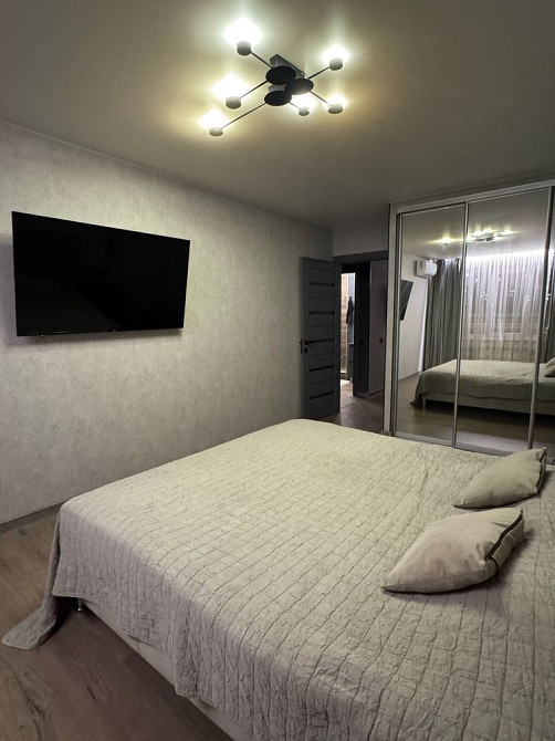 Современная 2-комнатная чешка по улице Космонавтов Кривий Ріг - зображення 7