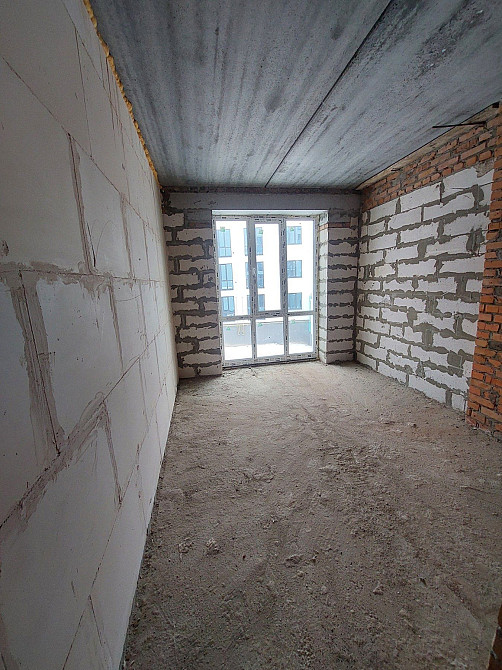 Простора  двокімнатна квартира. Ирпень - изображение 3