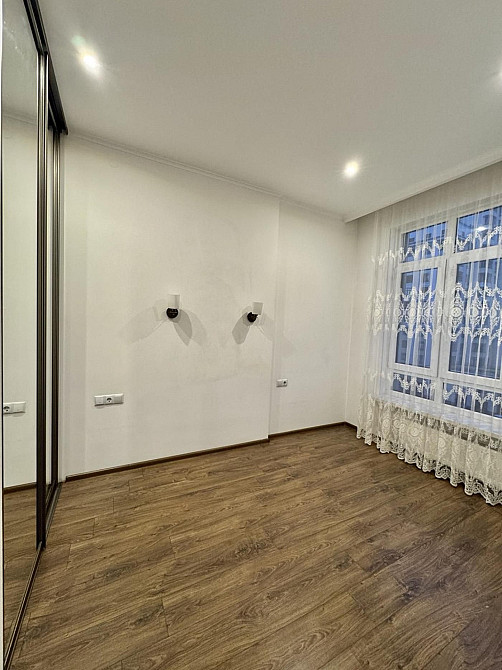 ТЕРМІНОВИЙ ПРОДАЖ! 2 кімн. кв по вул. Чорновола ЖК Схід Сонця Львов - изображение 4