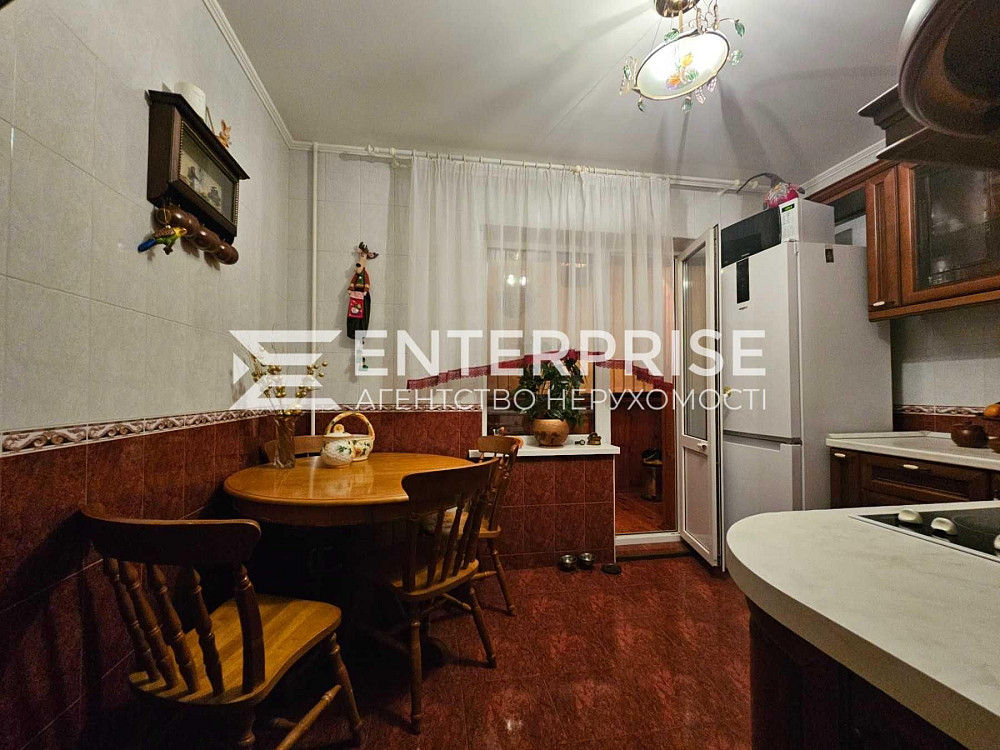 Академгородок метро Продажа 2-комнатная  Евроремонт ул. Ефремова,29 Київ - зображення 4