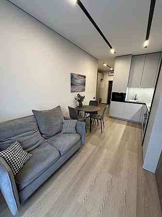 Продаж новоі 1,5 кімнатної квартири в центрі! Ужгород