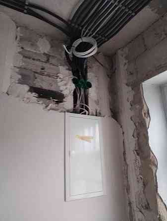 Продам 3х комнатную квартиру на ул. Киевская Дніпро