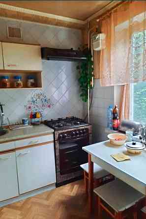 2х кімнатна квартира на Черемхах біля Залізничного вокзалу Кам`янське (Запорізька обл.)