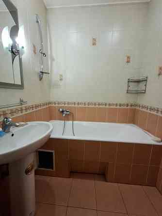 3К Лесі Українки, 4 Палац Спорту Гулівер Бесарабка Київ