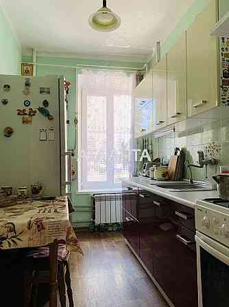 3 комнатная сталинка средний этаж ремонт Одесса