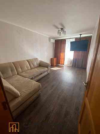 8261-ИП Продам 3К квартиру на Салтовке  Героев Труда 524 м/р Харків