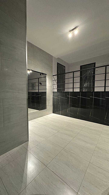 Красива 3-кімнатна квартира по вул. Незалежності, 21 Чернігів - зображення 3