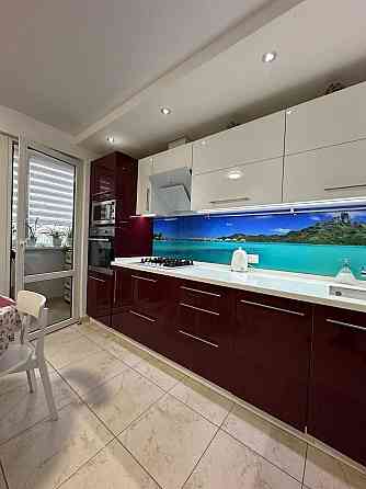 Продам шикарную 3-комн. квартиру НОВЫЙ дом на Заболотного/ ТЦ "Семья" Одесса