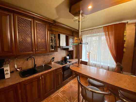 Терміновий продаж 4-х кімнатної квартири 