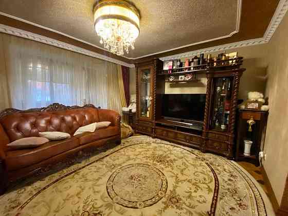 Терміновий продаж 4-х кімнатної квартири 