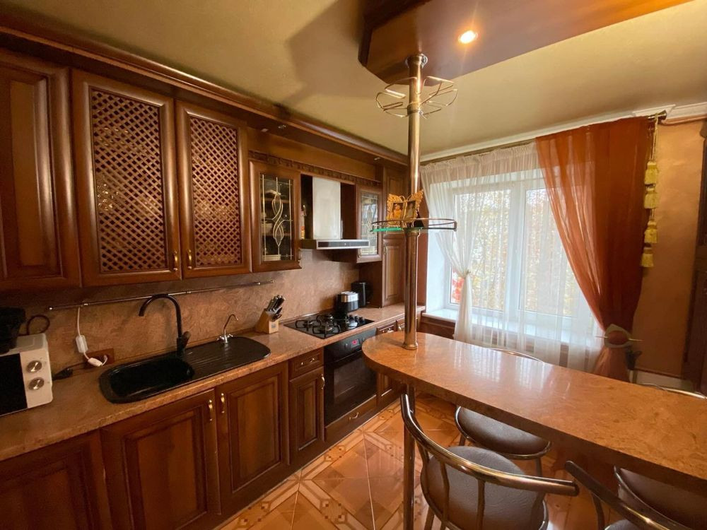 Терміновий продаж 4-х кімнатної квартири  - зображення 4