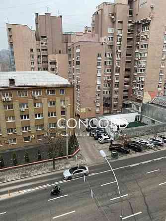 ЦЕНТР! Метро Палац "Україна", Олімпійська. Антоновича вул., 103 Київ