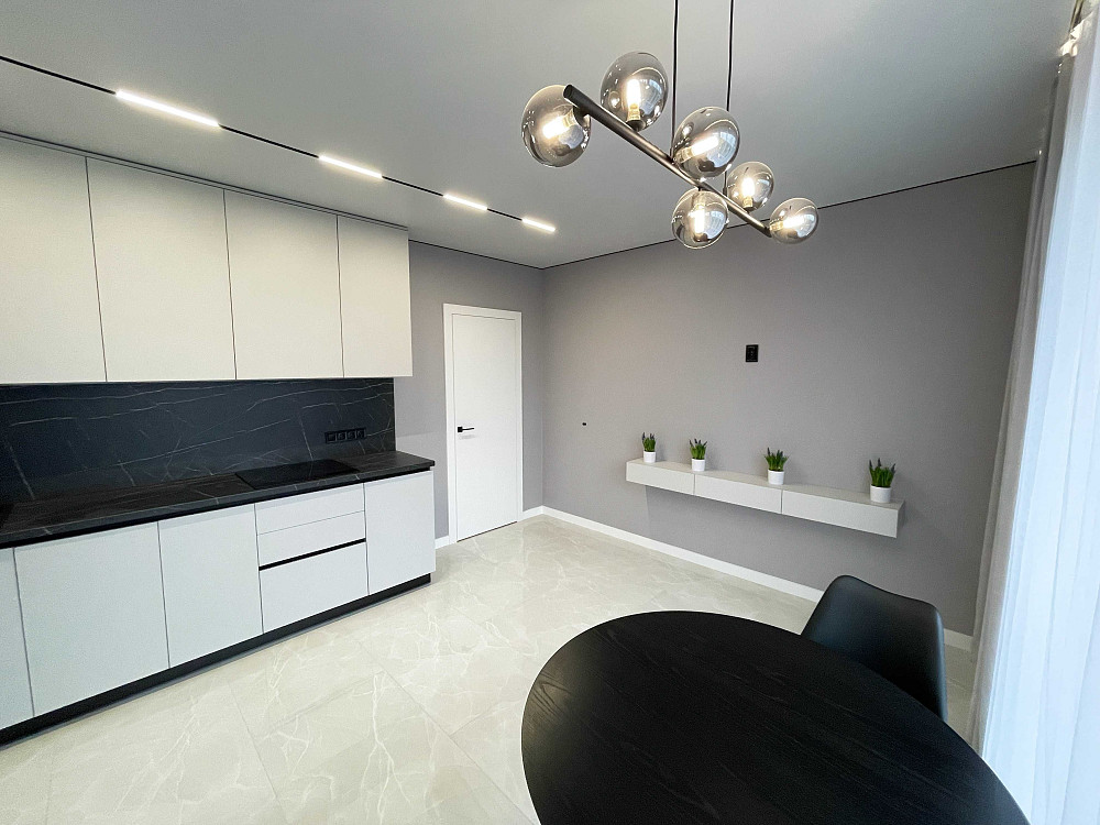 Житловий комплекс:	PANORAMA de LUXE! Продам укомплектовану квартиру!!! Ровно - изображение 5