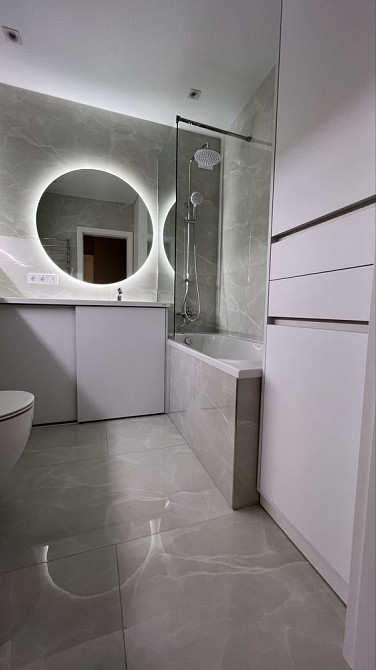 Житловий комплекс:	PANORAMA de LUXE! Продам укомплектовану квартиру!!! Ровно - изображение 8