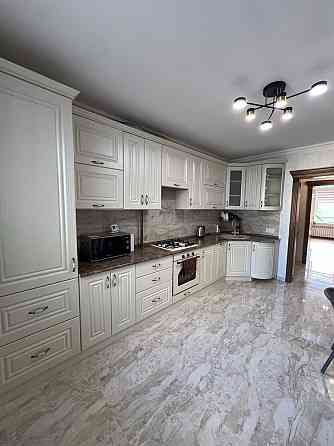 Продаж 3 кімнатної квартири вул. Климпуша Ужгород