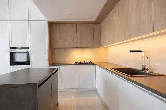 Продаж дворівневої квартири вул. Сулими Львів