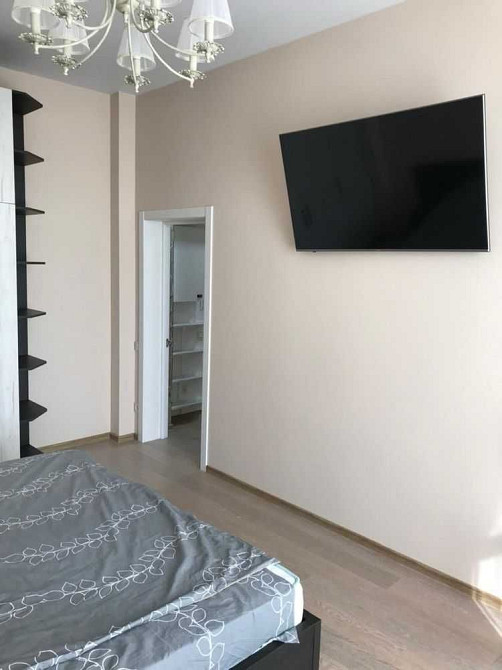 Продам  2 комн.  сталинку , Центр ,  57 кв.м.  , великолепный ремонт Днепр - изображение 4