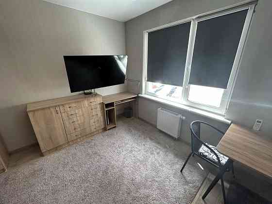 Вишняківська 2  студія квартира Київ