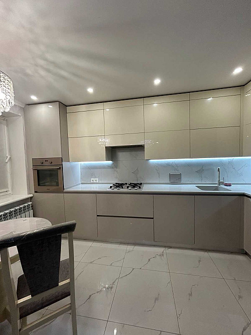 3 Комнатная квартира возле Малиновского рынка Одесса - изображение 2