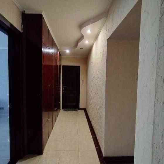 Лівобережна 3к квартира Київ