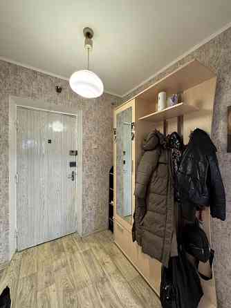 Продам 1к квартиру 39м2 с косметическим ремонтом Уральская Рабочая Дніпро