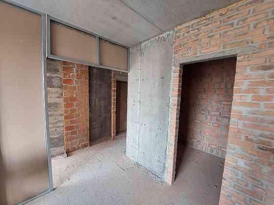 Велика однушка біля Центрального парку Ирпень