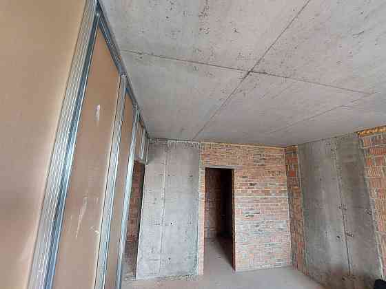 Велика однушка біля Центрального парку Ирпень