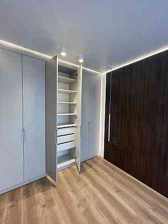 Пространство на Радостной 37 м дорогой ремонт техника Одесса