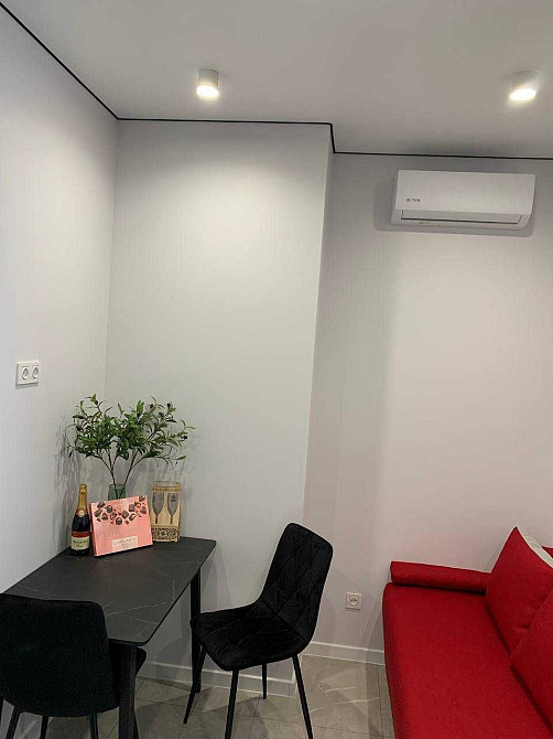 Продам квартиру с ЕВРОРЕМОНТОМ  в новом ЖК на ул. Бочарова Крижанівка - изображение 5