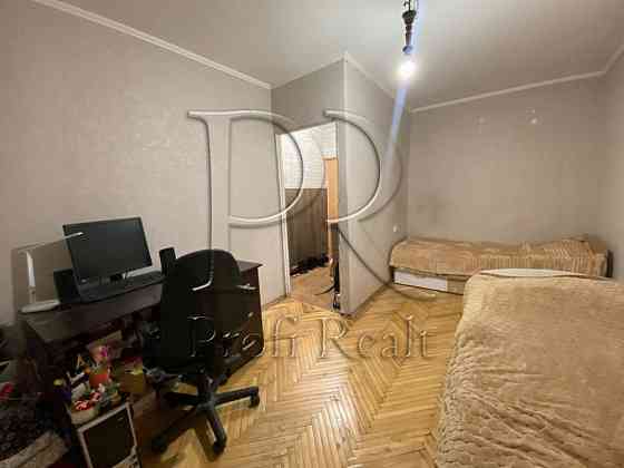 Продаж 1 кімн. квартири по вул. Бучми 6в, Березняки/Русанівка Київ